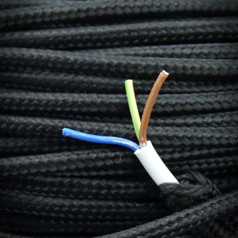 Przewód, kabel elektryczny w oplocie poliestrowym 3x0,75 Czarny