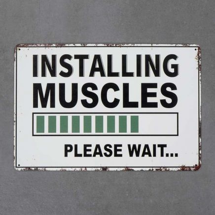 tabliczka metalowa installing muscles