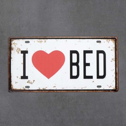 tabliczka metalowa ścienna retro I love bed