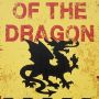 tabliczka metalowa z napisem beware of the dragon