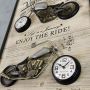 zegar na ścianę motocykle w drewnianej ramie