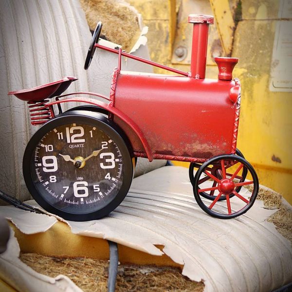 Zegar stojący vintage TRAKTOR